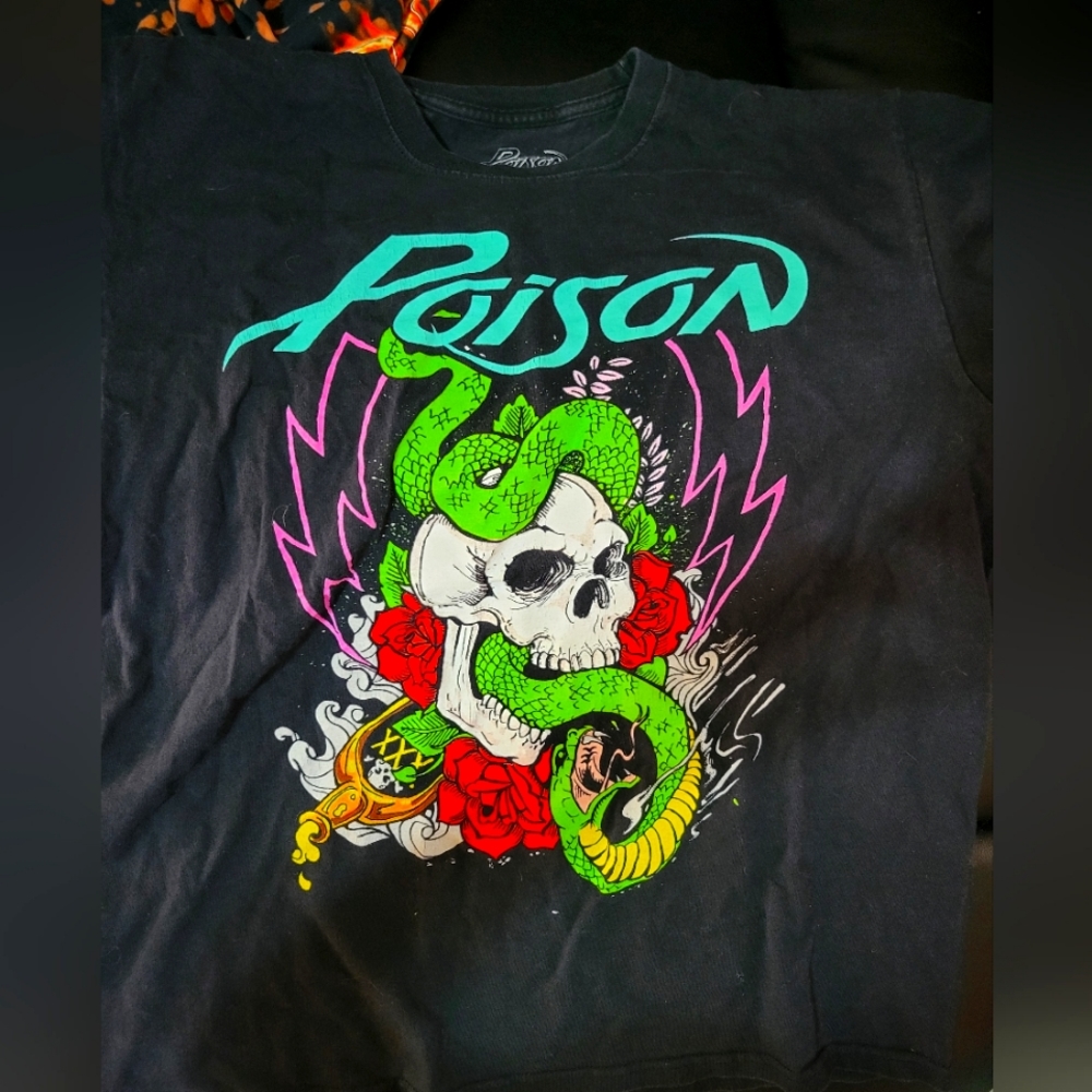 Poison t-shirt